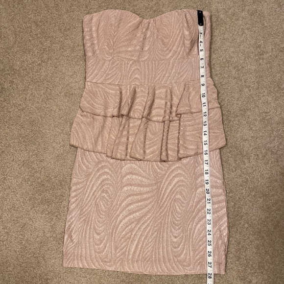 Strapless dusty rose stretch dress - Picture 4 of 5